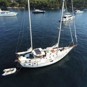 Ketch Amateur 55 Cockpit Central